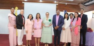 Dra. Alexandra Hichez destaca liderazgo de la mujer médica en acto del CMD dra.-alexandra-hichez-destaca-liderazgo-de-la-mujer-medica-en-acto-del-cmd