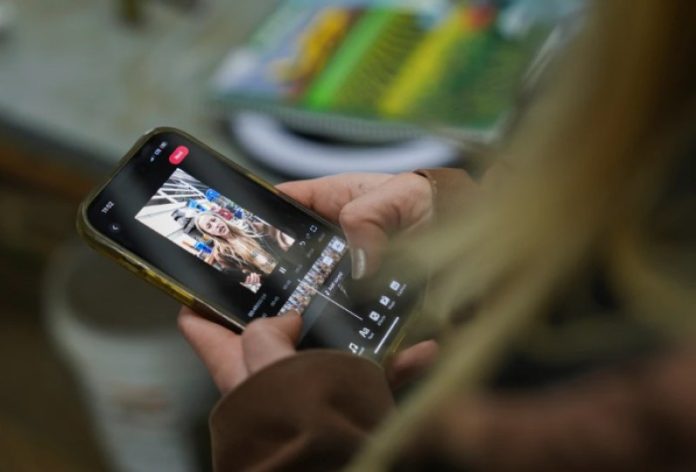 tener-una-conversacion:-la-clave-para-guiar-a-tu-hijo-en-el-uso-de-redes-sociales tener-una-conversacion:-la-clave-para-guiar-a-tu-hijo-en-el-uso-de-redes-sociales