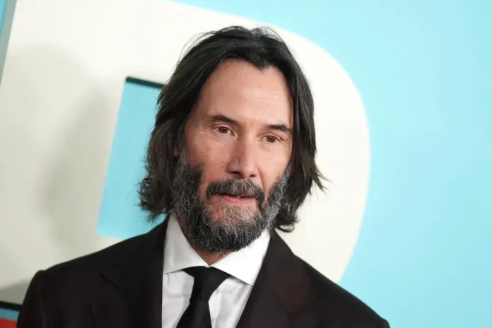 keanu-reeves-es-captado-en-restaurante-de-boca-chica-mientras-rueda-pelicula-en-rd