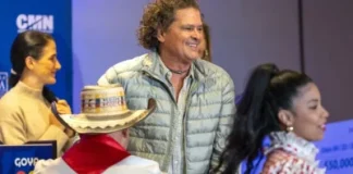 Carlos Vives defiende a los inmigrantes en EE.UU. y reivindica su «orgullo hispano» carlos-vives-defiende-a-los-inmigrantes-en-eeuu.-y-reivindica-su-«orgullo-hispano»