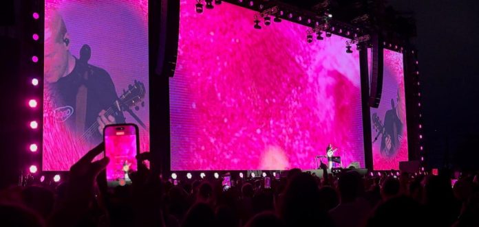 ed-sheeran-enciende-santo-domingo-y-conquista-al-publico-desde-el-inicio-del-concierto ed-sheeran-enciende-santo-domingo-y-conquista-al-publico-desde-el-inicio-del-concierto