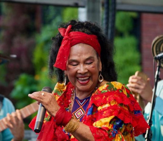 Muere a los 85 años Totó la Momposina, referente de la música tradicional colombiana muere-a-los-85-anos-toto-la-momposina,-referente-de-la-musica-tradicional-colombiana