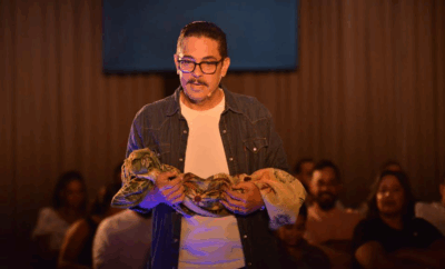 luis-jose-german-convierte-el-teatro-en-un-acto-de-esperanza-en-todas-las-cosas-maravillosas luis-jose-german-convierte-el-teatro-en-un-acto-de-esperanza-en-todas-las-cosas-maravillosas