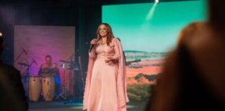 Evelyn Durán presenta “Gozo”, su nuevo tema musical con el que apuesta al merengue típico evelyn-duran-presenta-“gozo”,-su-nuevo-tema-musical-con-el-que-apuesta-al-merengue-tipico