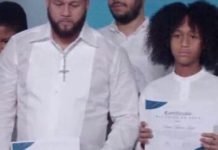 El Alfa se bautiza junto a uno de sus hijos y da un testimonio de fe el-alfa-se-bautiza-junto-a-uno-de-sus-hijos-y-da-un-testimonio-de-fe