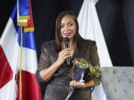 Amelia Reyes es reconocida por su trayectoria en la comunicación digital durante los Premios Entre Copas USA en Nueva York amelia-reyes-es-reconocida-por-su-trayectoria-en-la-comunicacion-digital-durante-los-premios-entre-copas-usa-en-nueva-york