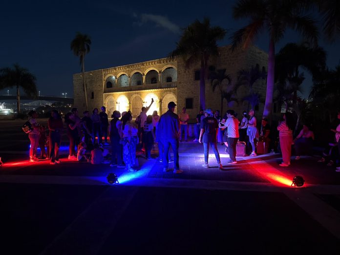 cristianos-realizan-jornada-de-oracion-por-republica-dominicana-en-la-zona-colonial cristianos-realizan-jornada-de-oracion-por-republica-dominicana-en-la-zona-colonial