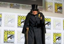 Johnny Depp sorprende en Comic-Con con su transformación en Ebenezer Scrooge johnny-depp-sorprende-en-comic-con-con-su-transformacion-en-ebenezer-scrooge