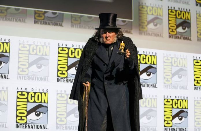 johnny-depp-sorprende-en-comic-con-con-su-transformacion-en-ebenezer-scrooge