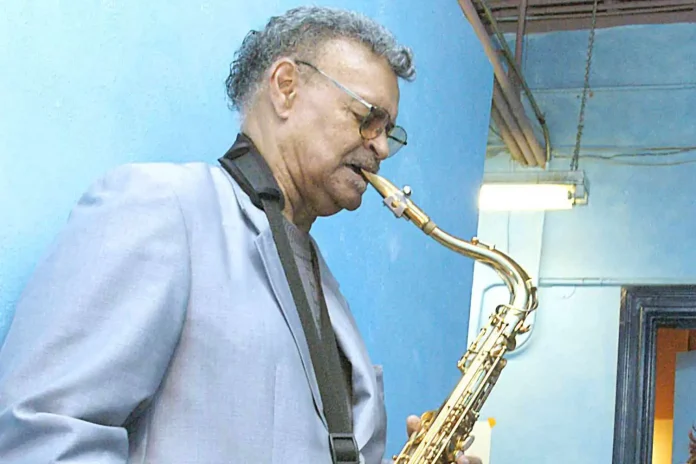 muere-a-los-94-anos-plas-johnson,-saxofonista-del-iconico-tema-de-«la-pantera-rosa» muere-a-los-94-anos-plas-johnson,-saxofonista-del-iconico-tema-de-«la-pantera-rosa»