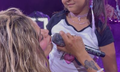 «Trágame tierra!» Karol G le pregunta a la niña cuál es su canción favorita y ella le respondió con una de Shakira «tragame-tierra!»-karol-g-le-pregunta-a-la-nina-cual-es-su-cancion-favorita-y-ella-le-respondio-con-una-de-shakira