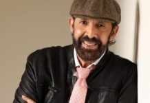 Juan Luis Guerra se acompaña del coro “Más que Vencedores” y nos regala el “Canto a la Patria» juan-luis-guerra-se-acompana-del-coro-“mas-que-vencedores”-y-nos-regala-el-“canto-a-la-patria»