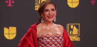 Angélica Vale revela que su divorcio continúa en proceso angelica-vale-revela-que-su-divorcio-continua-en-proceso