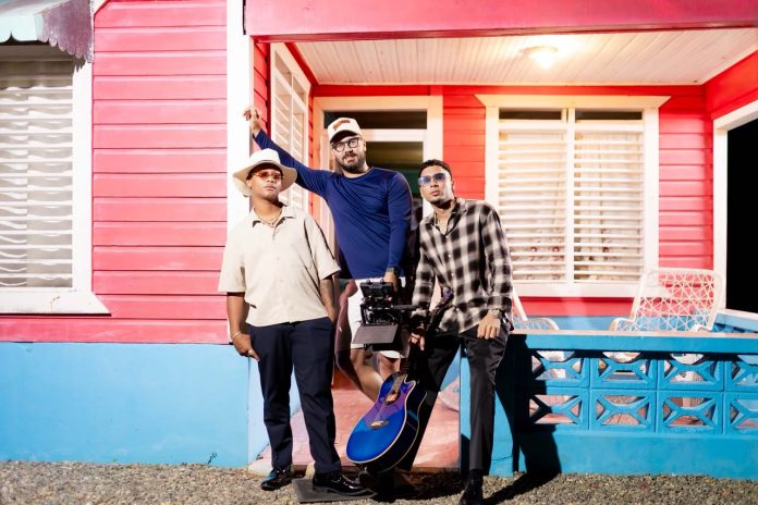 manuel-paulino-lleva-al-campo-dominicano-la-historia-de-“duele”,-el-nuevo-audiovisual-de-dalvin-la-melodia