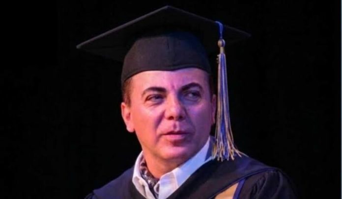 cristian-castro-se-gradua-de-la-preparatoria-a-los-51-anos-y-anuncia-que-quiere-seguir-estudiando cristian-castro-se-gradua-de-la-preparatoria-a-los-51-anos-y-anuncia-que-quiere-seguir-estudiando