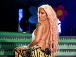 Karol G se presenta ante más de 90 mil personas en Chicago karol-g-se-presenta-ante-mas-de-90-mil-personas-en-chicago