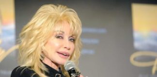 Dolly Parton se convierte en la artista más escuchada del mundo tras su muerte dolly-parton-se-convierte-en-la-artista-mas-escuchada-del-mundo-tras-su-muerte