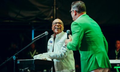ramon-orlando-llena-el-estadio-olimpico-y-celebra-50-anos-de-musica ramon-orlando-llena-el-estadio-olimpico-y-celebra-50-anos-de-musica