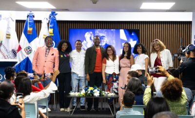 “La Familia Espejo» se estrena este lunes en televisión abierta por RTVD “la-familia-espejo»-se-estrena-este-lunes-en-television-abierta-por-rtvd