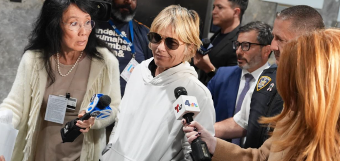 abogados-de-selma-blair-aseguran-que-la-actriz-no-quiso-lastimar-a-nadie-durante-un-vuelo