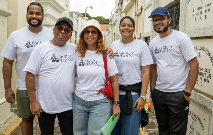 euri-y-zinayda-agradecen-a-adocine-la-preseleccion-del-documental-sobre-ercilia-pepin-en-“premios-la-silla” euri-y-zinayda-agradecen-a-adocine-la-preseleccion-del-documental-sobre-ercilia-pepin-en-“premios-la-silla”