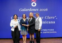 PUCMM reconoce Plataforma “Yo Soy Claro” como Mejor Campaña estratégica de posicionamiento de marca del país. pucmm-reconoce-plataforma-“yo-soy-claro”-como-mejor-campana-estrategica-de-posicionamiento-de-marca-del-pais.